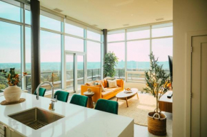NEW - Luxury 2BR Penthouse Apt In Central Halifax